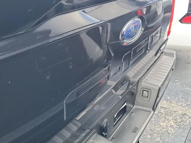 2022 Ford F-150 XL photo 5