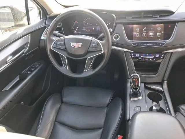 2017 Cadillac XT5 Premium Luxury photo 8