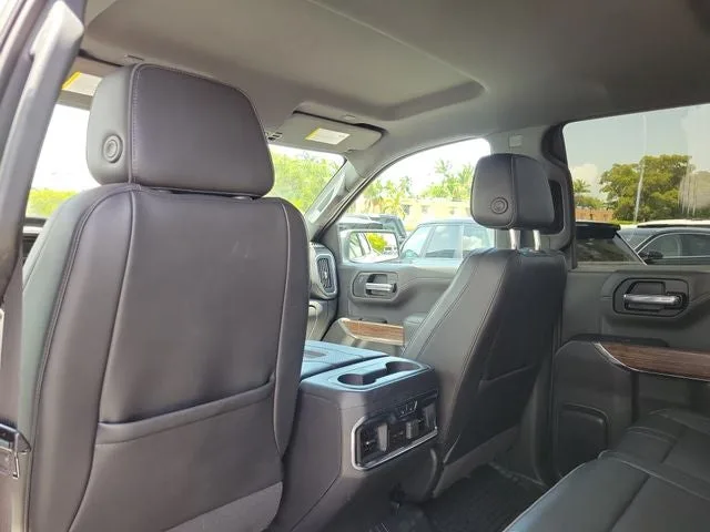 2020 Chevrolet Silverado 1500 High Country photo 11