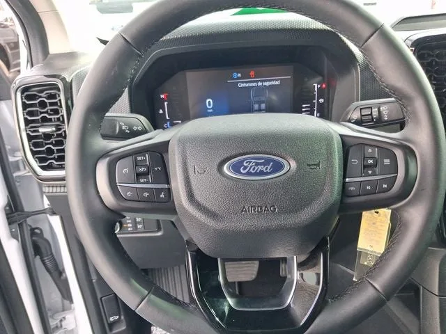 2025 Ford Ranger XLT photo 15