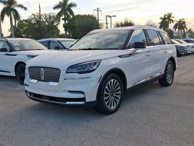 2023 Lincoln Aviator Reserve Premium photo 2