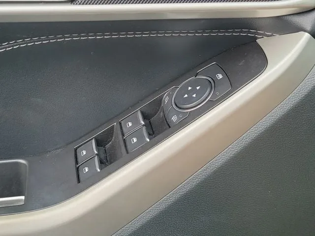 2022 Ford Explorer XLT photo 15
