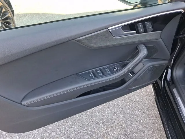 2021 Audi A5 45 Premium Plus quattro photo 9