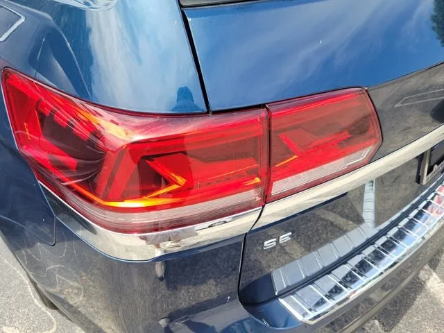 2022 Volkswagen Atlas 2.0T SE w/Technology photo 5