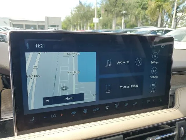 2024 Lincoln Corsair Premiere photo 21