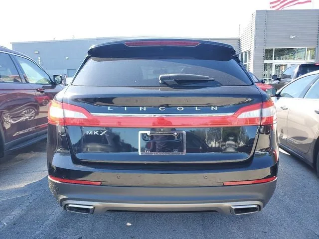 2017 Lincoln MKX Reserve photo 5