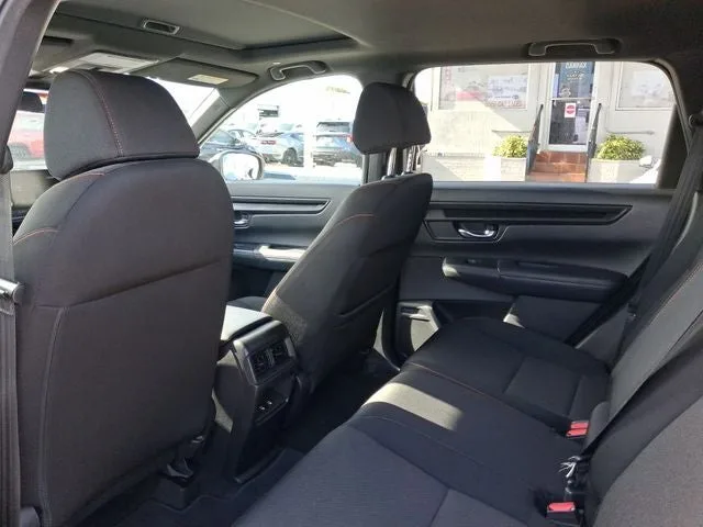 2023 Honda CR-V Hybrid Sport photo 5