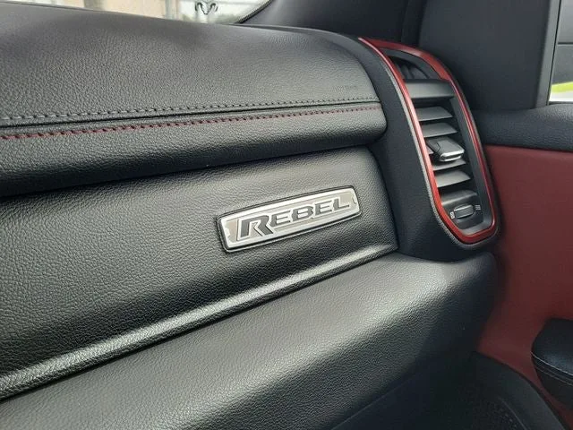 2022 RAM 1500 Rebel photo 32