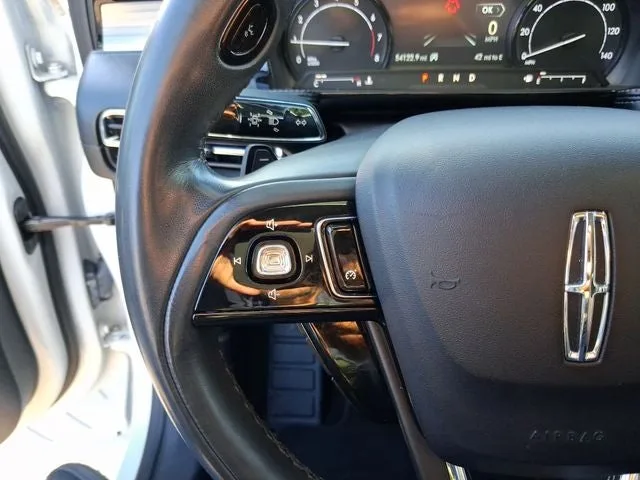 2021 Lincoln Corsair Standard photo 17