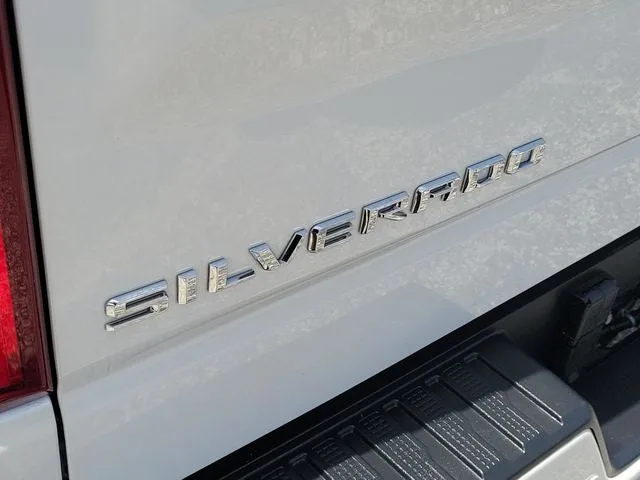 2020 Chevrolet Silverado 1500 High Country photo 5