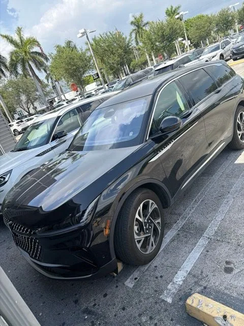2024 Lincoln Nautilus Premiere photo 2