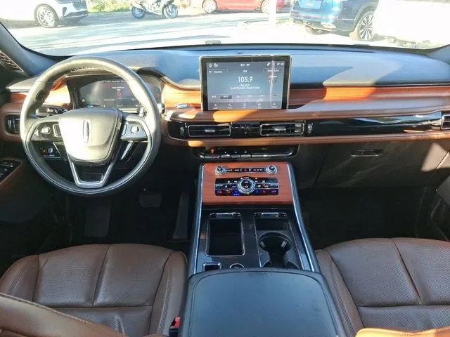 2024 Lincoln Aviator Reserve Premium photo 9