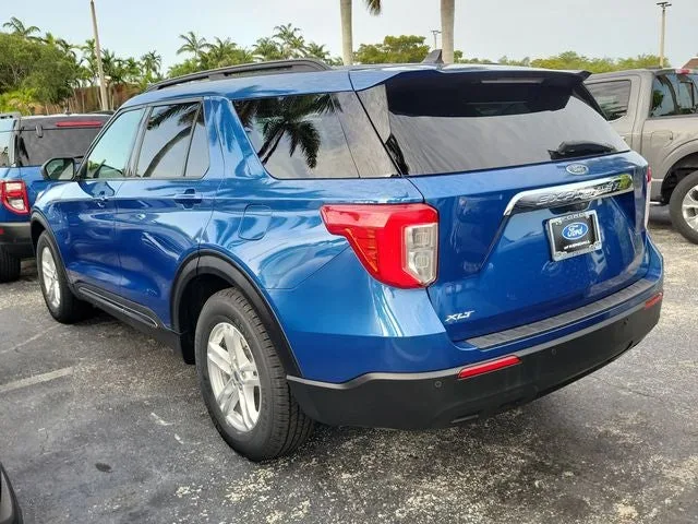 2022 Ford Explorer XLT photo 4