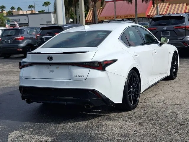 2023 Lexus IS 350 F SPORT photo 3
