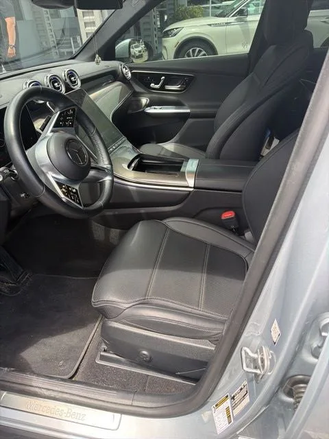 2023 Mercedes-Benz GLC GLC 300 4MATIC® photo 4