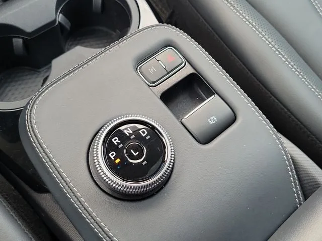 2024 Ford Mustang Mach-E Premium photo 31