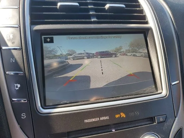 2017 Lincoln MKX Reserve photo 27