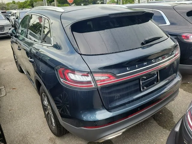 2023 Lincoln Nautilus Standard photo 3