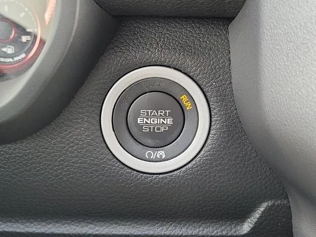 2022 RAM 1500 Rebel photo 26
