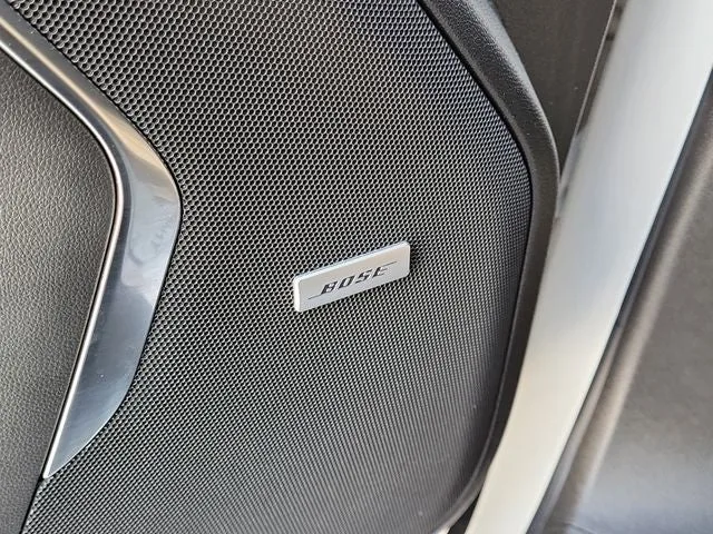 2022 GMC Yukon AT4 photo 31