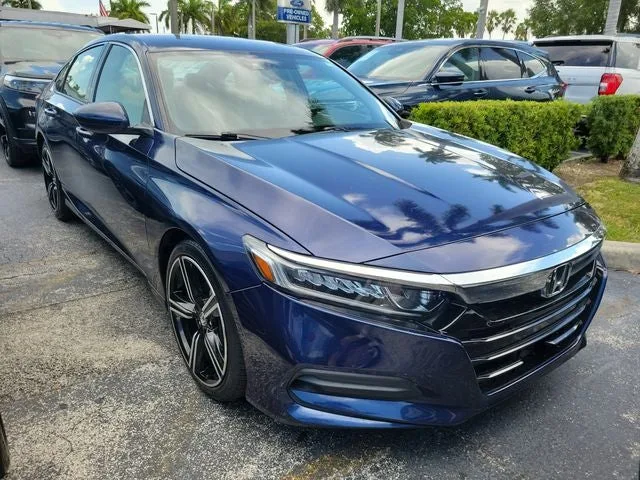 2019 Honda Accord LX photo 2