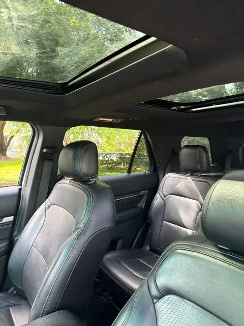 2016 Ford Explorer Limited photo 3