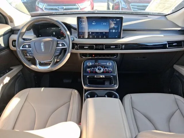 2022 Lincoln Nautilus Standard photo 7