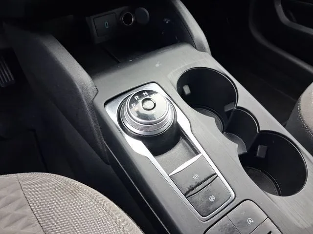 2020 Ford Escape SE photo 20