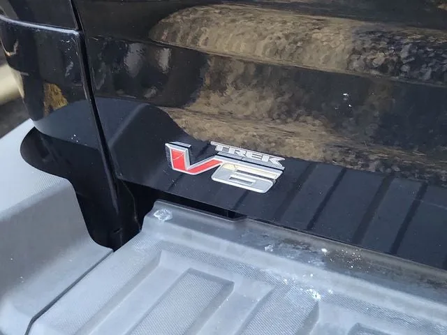 2021 GMC Canyon AT4 w/Cloth photo 10