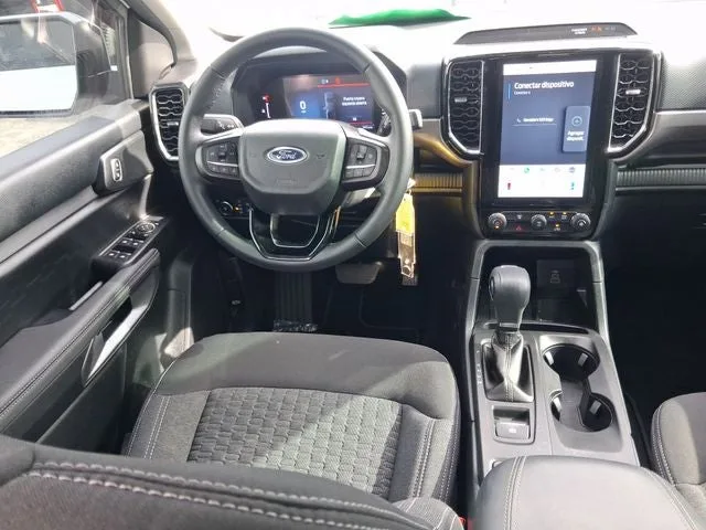 2025 Ford Ranger XLT photo 8