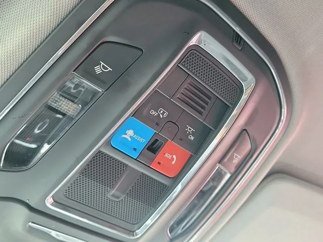 2023 Jeep Grand Cherokee Laredo photo 28