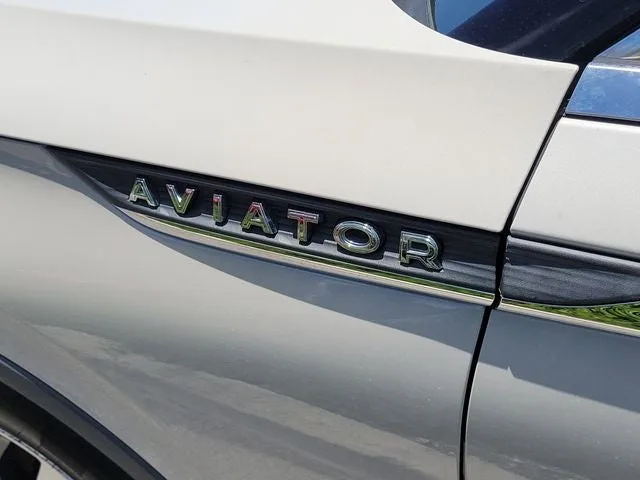 2020 Lincoln Aviator Reserve photo 7