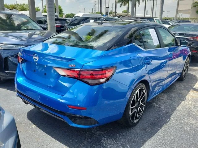 2025 Nissan Sentra SR photo 3
