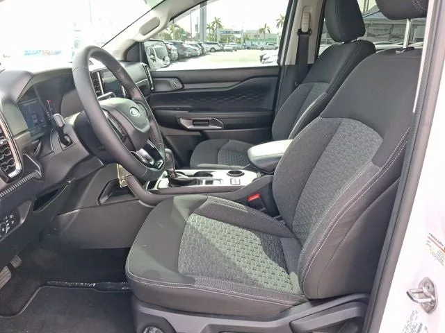 2025 Ford Ranger XLT photo 12