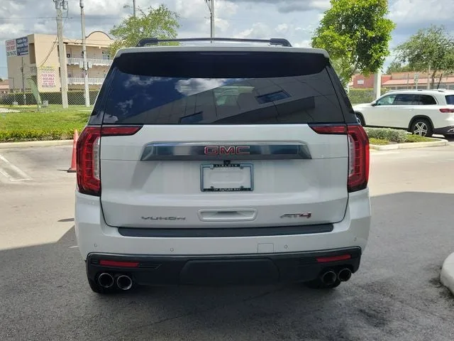 2022 GMC Yukon AT4 photo 5
