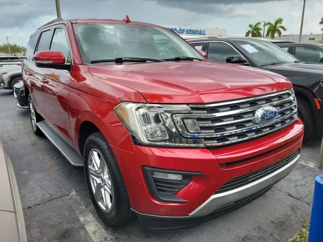2020 Ford Expedition XLT photo 2