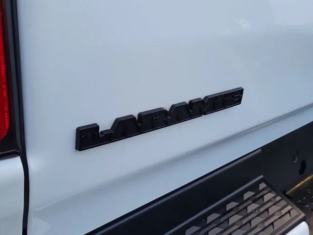 2024 RAM 1500 Laramie photo 5