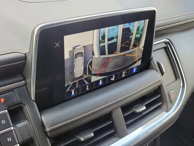 2022 GMC Yukon AT4 photo 24