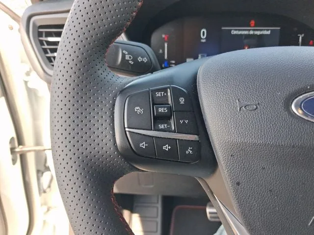 2023 Ford Escape ST-Line photo 19