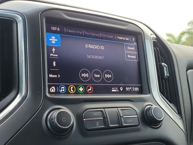 2019 Chevrolet Silverado 1500 LT photo 21