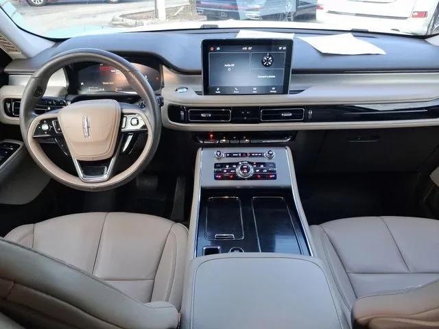 2020 Lincoln Aviator Standard Premium photo 7