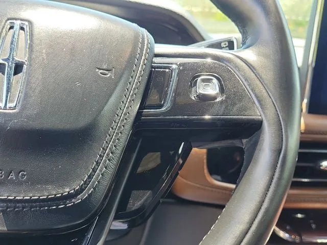 2020 Lincoln Aviator Reserve photo 21