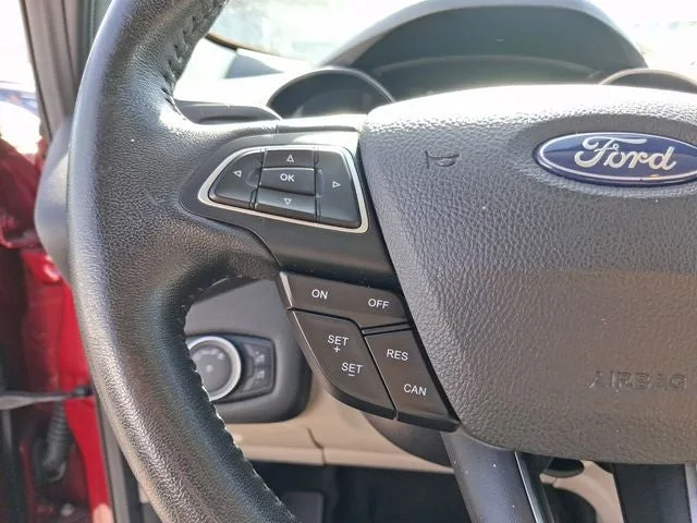 2018 Ford Escape SEL photo 16
