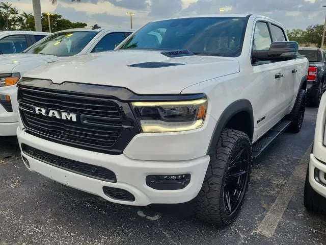 2024 RAM 1500 Laramie photo 32