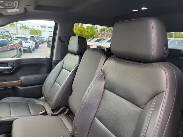 2019 Chevrolet Silverado 1500 LT photo 11