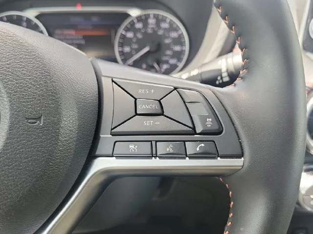 2025 Nissan Sentra SR photo 21