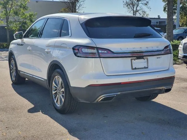 2019 Lincoln Nautilus Select photo 5