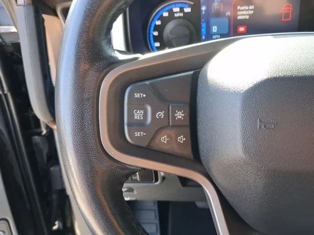 2023 Ford Bronco Outer Banks photo 16