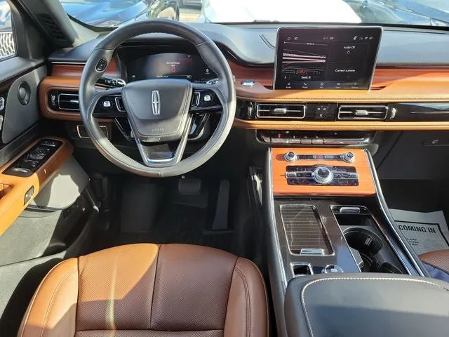 2023 Lincoln Aviator Reserve Premium photo 11