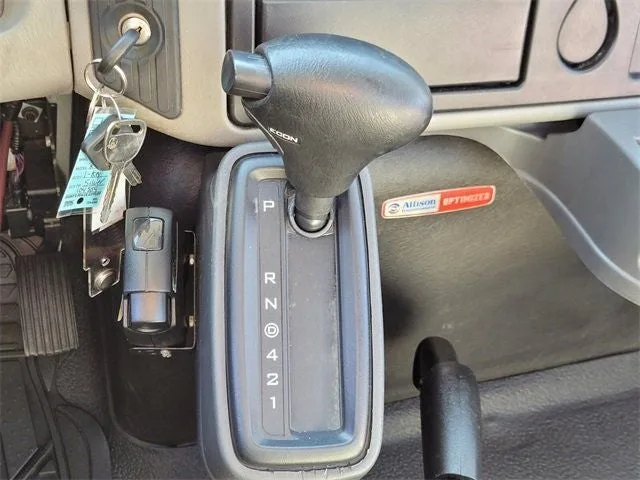 2015 International TERRASTAR REGULAR CAB photo 23
